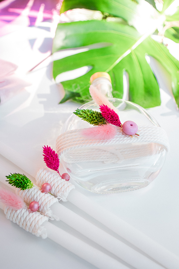 modern-tropical-baptism-decoration-fuchsia-green-shades_05