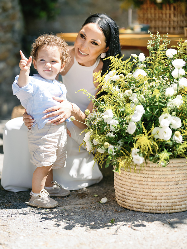 rustic-baptism-theme-bear-yellow-accents_05