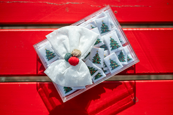 decorative-ideas-christmas-baptism-lovely-details_06