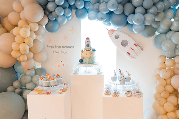 impessive-birthday-theme-first-trip-around-sun_01