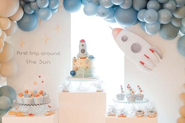 impessive-birthday-theme-first-trip-around-sun_10