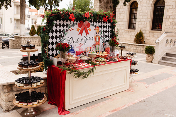 festive-baptism-candy-canes-nutcrackers_05