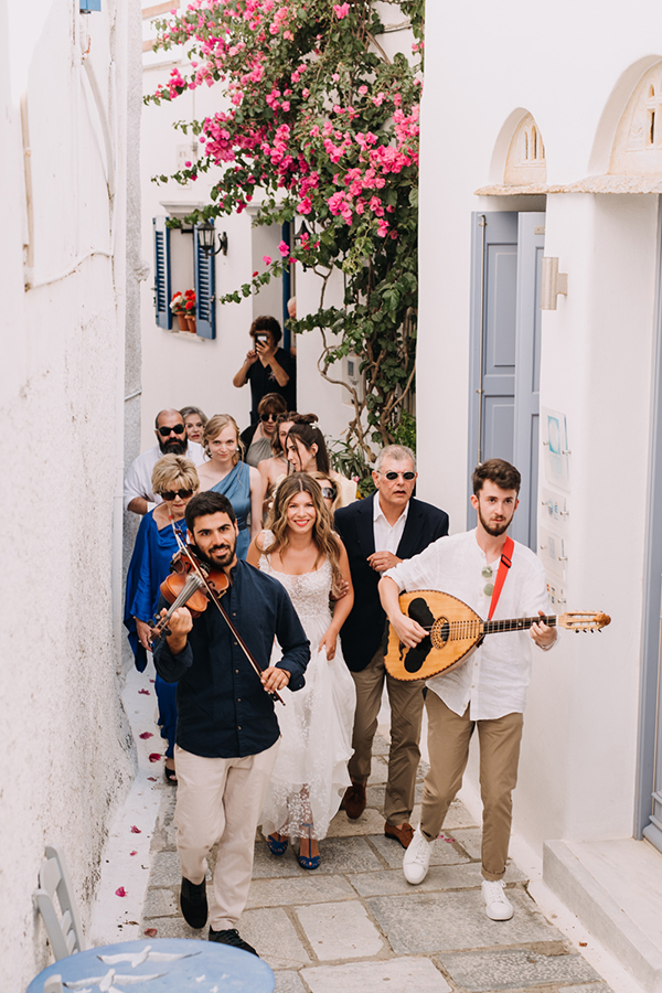 ultra-summer-wedding-tinos-beautiful-flowers_09