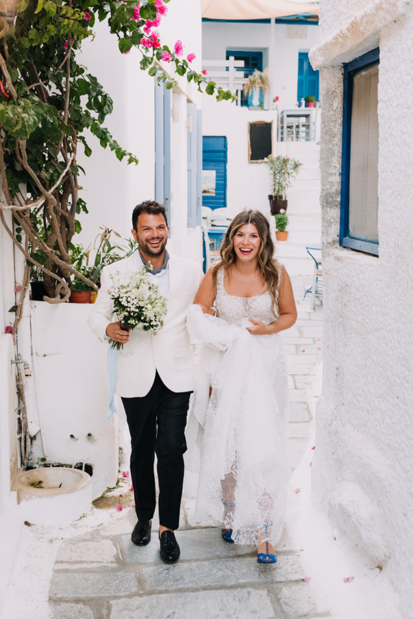 ultra-summer-wedding-tinos-beautiful-flowers_18