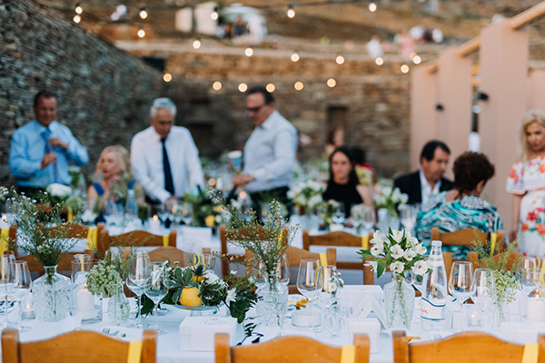 ultra-summer-wedding-tinos-beautiful-flowers_24