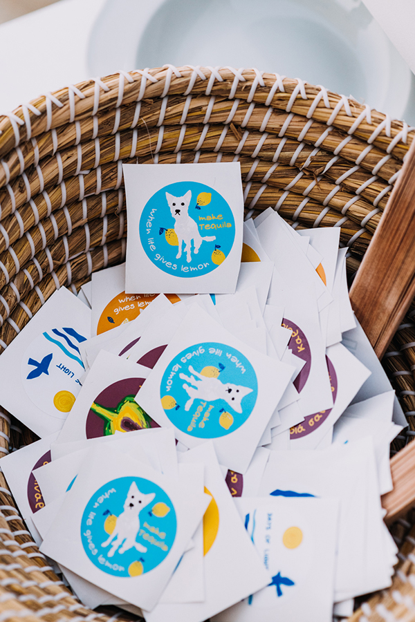 ultra-summer-wedding-tinos-beautiful-flowers_26