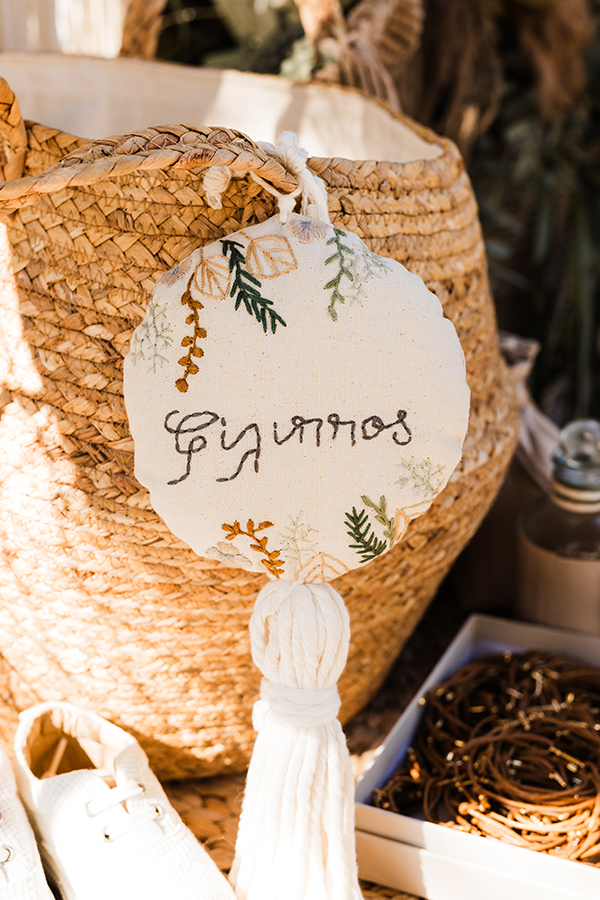 beautiful-decorative-ideas-baptism-humigbird-theme_02