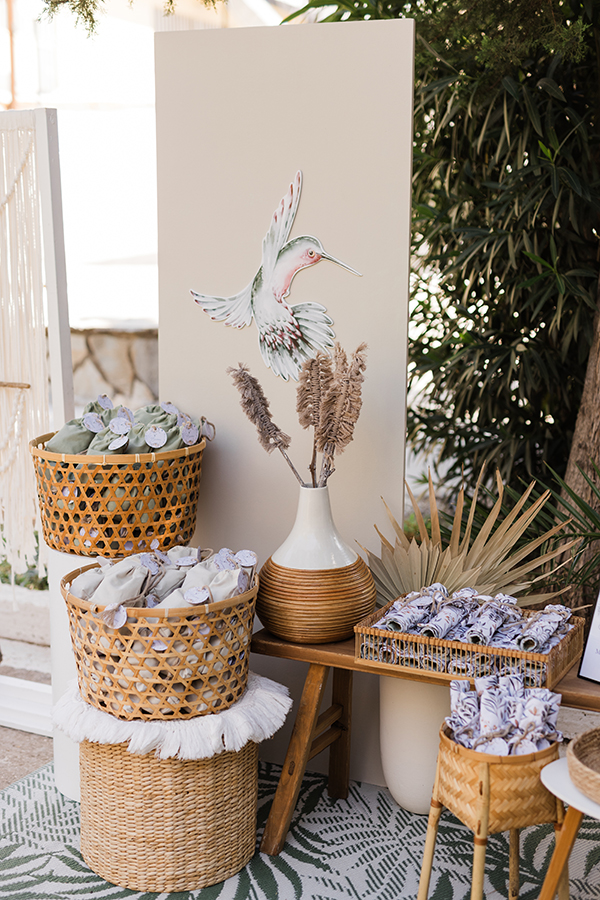 beautiful-decorative-ideas-baptism-humigbird-theme_09