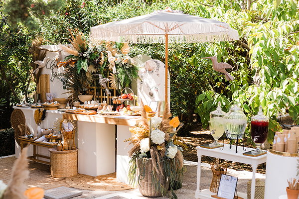 beautiful-decorative-ideas-baptism-humigbird-theme_10