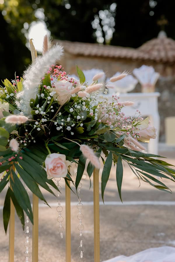 romantic-decoration-soft-pink-shades-boho-elements_02