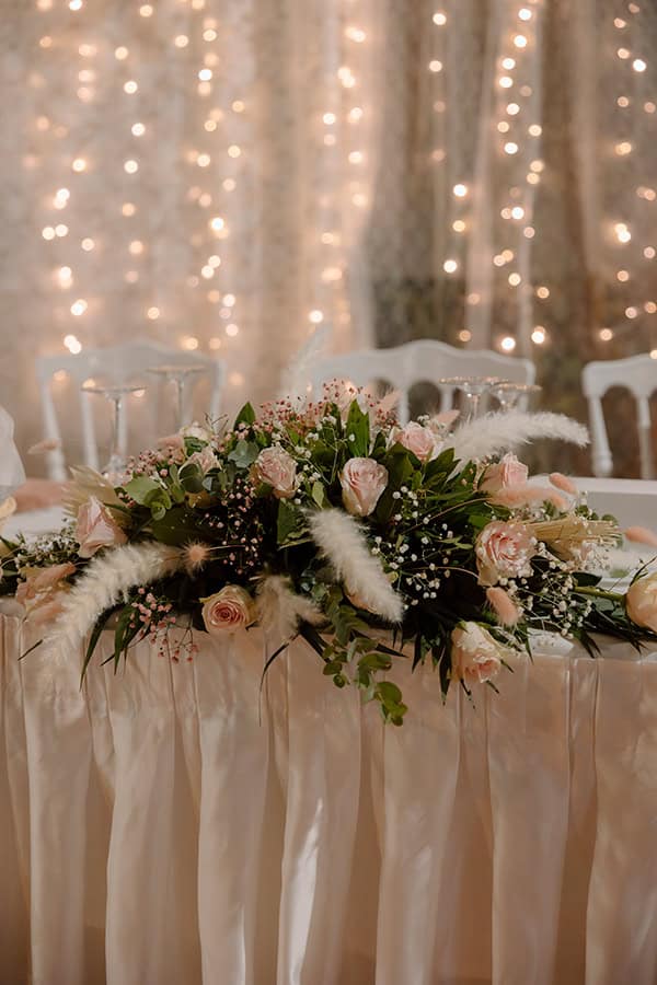 romantic-decoration-soft-pink-shades-boho-elements_05