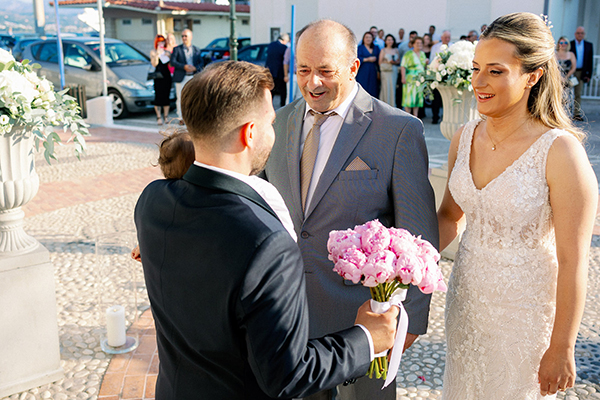 summer-wedding-antirrio-romantic-elements_16