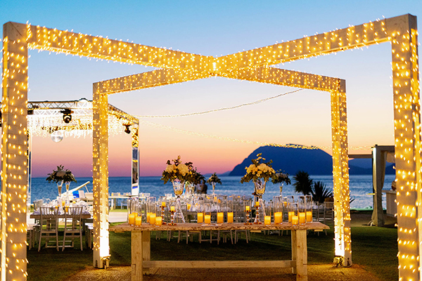 summer-wedding-antirrio-romantic-elements_27