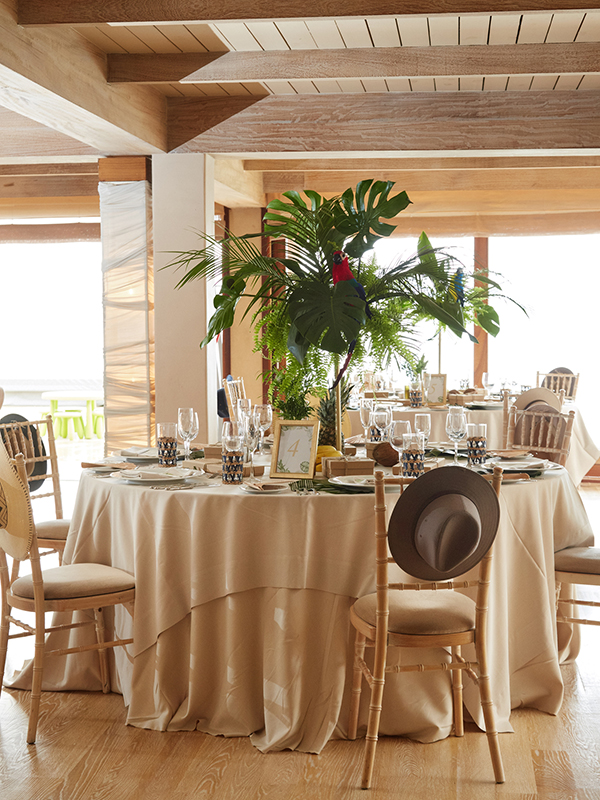 unique-decoration-baptism-theme-jungle_05