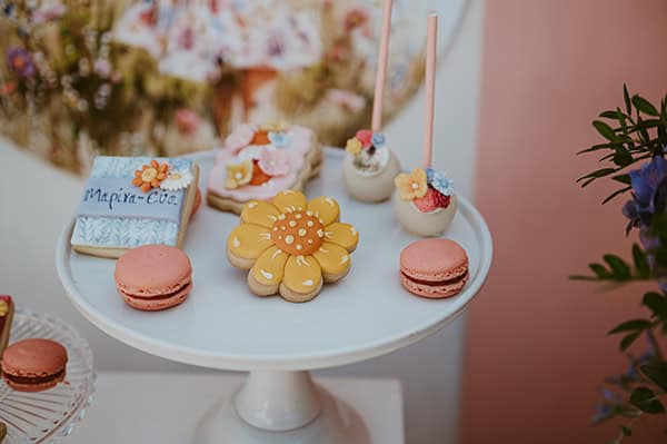 beautiful-decorative-ideas-baptism-floral-theme_07