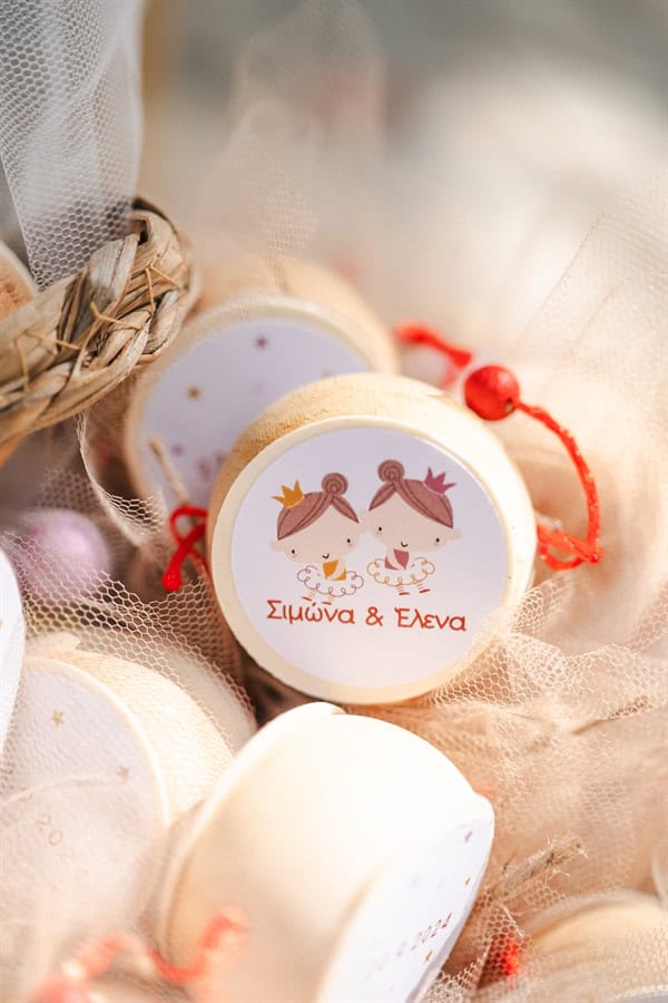 decorative-ideas-baptism-twin-girls-soft-pink-shades_15