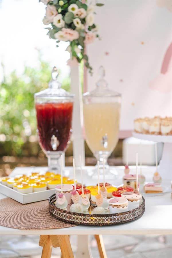 decorative-ideas-baptism-twin-girls-soft-pink-shades_16