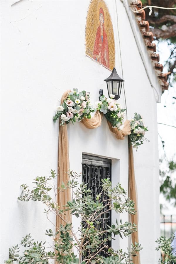 decorative-ideas-baptism-twin-girls-soft-pink-shades_19